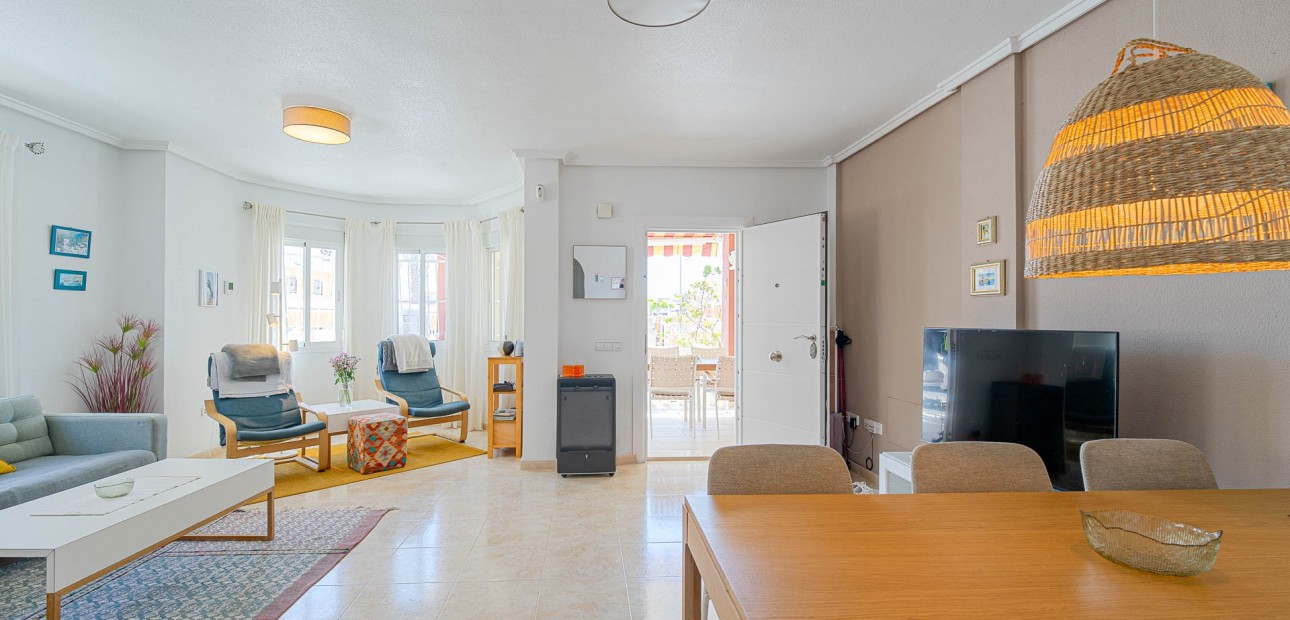 Sale - Townhouse -
Ciudad Quesada - Doña Pepa