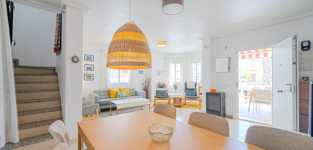Sale - Townhouse -
Ciudad Quesada - Doña Pepa