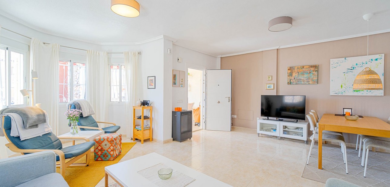 Sale - Townhouse -
Ciudad Quesada - Doña Pepa