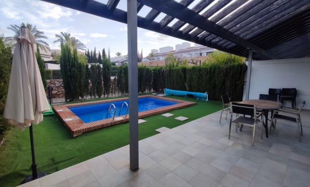 Sale - Detached Villa -
Sucina - Peraleja Golf