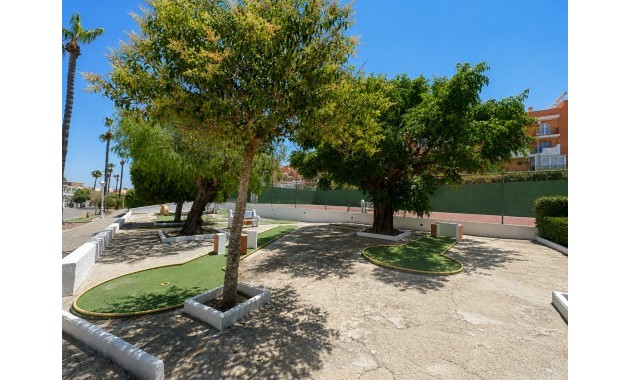 Sale - Bungalow -
La Mata - La Mata - Town