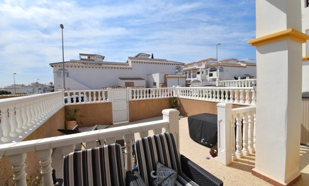 Sale - Apartment / flat -
Orihuela Costa - Playa Flamenca