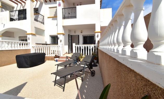 Sale - Apartment / flat -
Orihuela Costa - Playa Flamenca