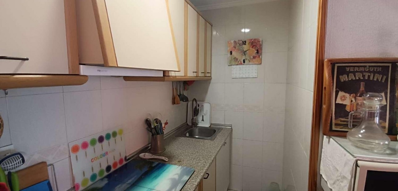Sale - Apartment / flat -
Torrevieja - Acequion