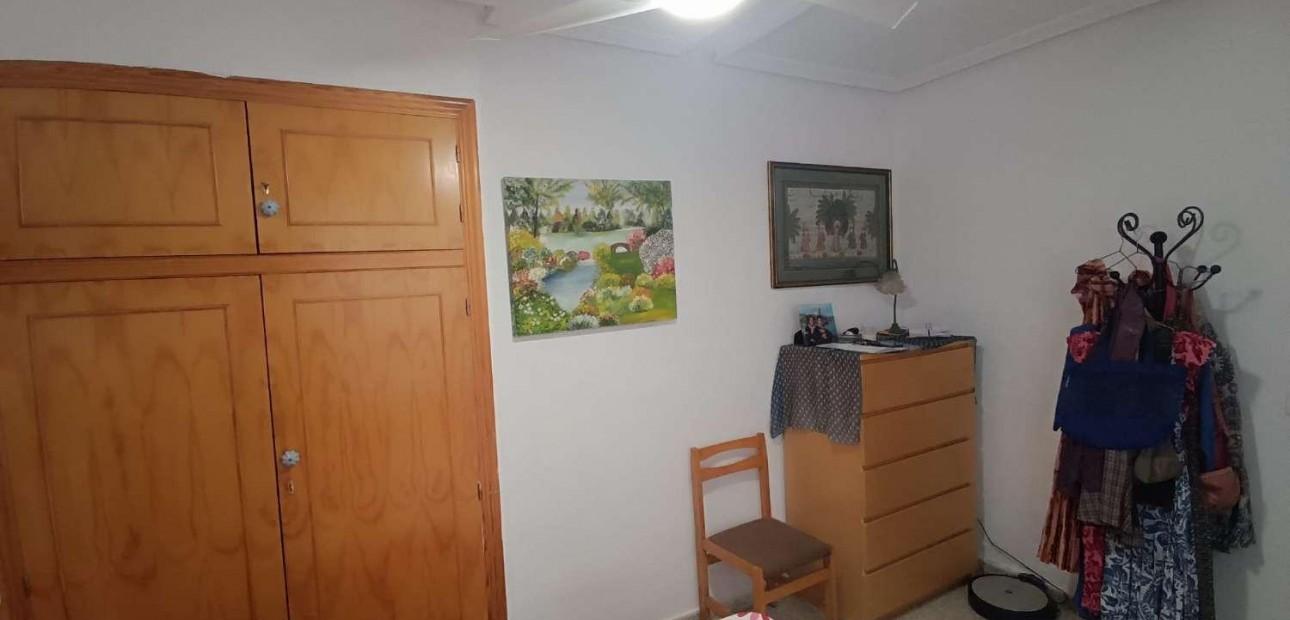 Sale - Apartment / flat -
Torrevieja - Acequion