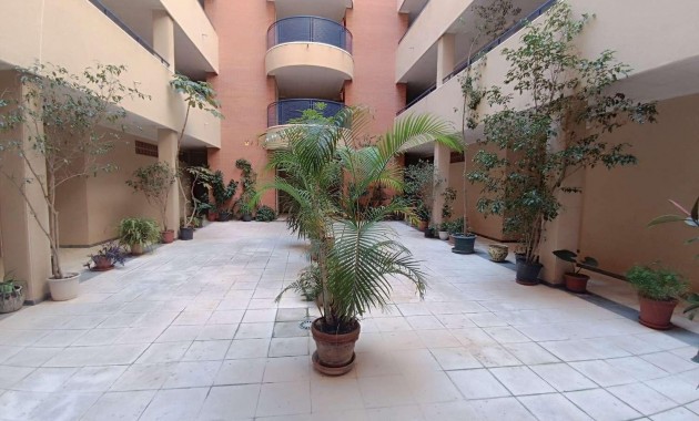 Sale - Apartment / flat -
Torrevieja - Acequion