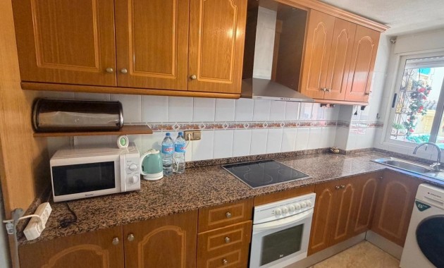 Sale - Apartment / flat -
Los Montesinos - Pueblo 8