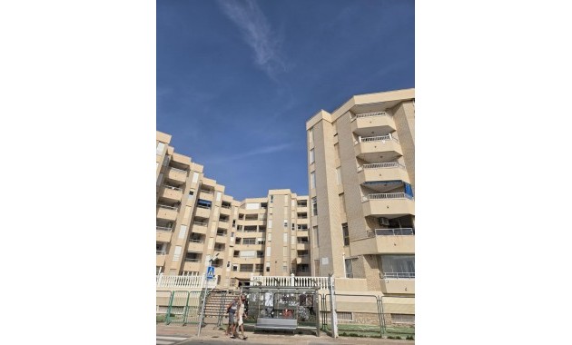 Sale - Apartment / flat -
Torrevieja - Estacion de autobuses