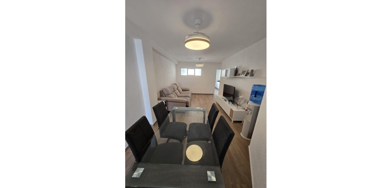 Sale - Apartment / flat -
Torrevieja - Estacion de autobuses