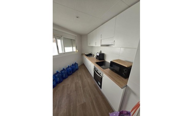Sale - Apartment / flat -
Torrevieja - Estacion de autobuses