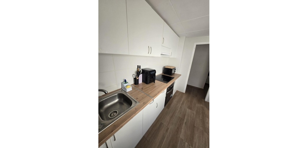 Sale - Apartment / flat -
Torrevieja - Estacion de autobuses