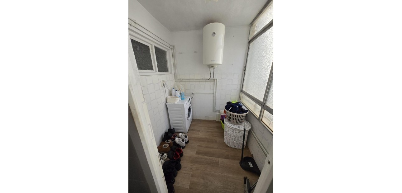 Sale - Apartment / flat -
Torrevieja - Estacion de autobuses