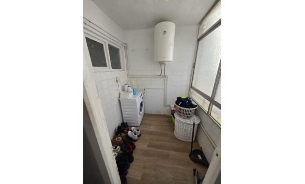 Sale - Apartment / flat -
Torrevieja - Estacion de autobuses