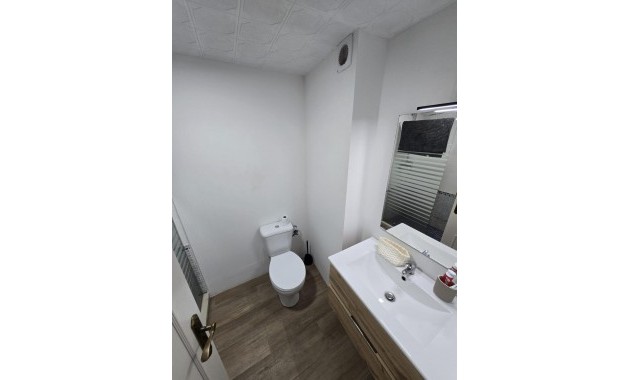 Sale - Apartment / flat -
Torrevieja - Estacion de autobuses