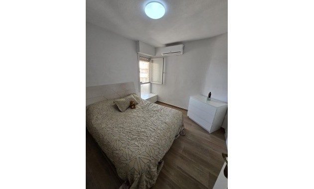 Sale - Apartment / flat -
Torrevieja - Estacion de autobuses