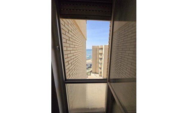 Sale - Apartment / flat -
Torrevieja - Estacion de autobuses