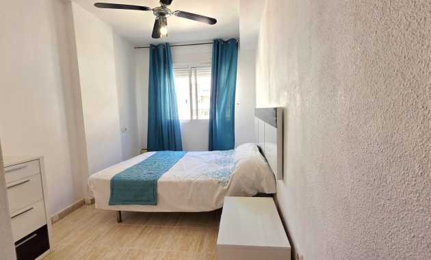 Sale - Apartment / flat -
Torrevieja - Estacion de autobuses