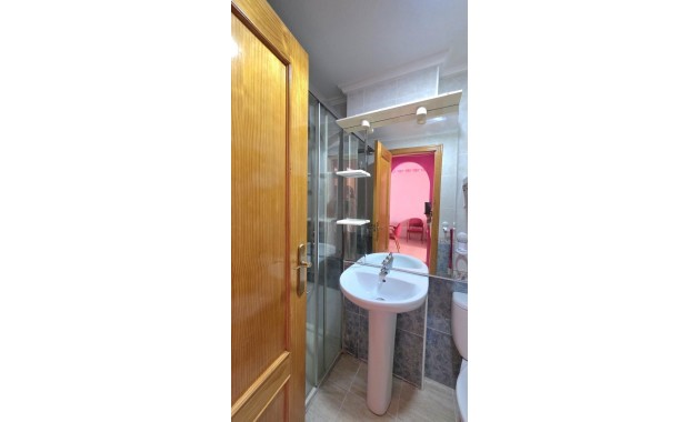 Sale - Apartment / flat -
Torrevieja - Estacion de autobuses