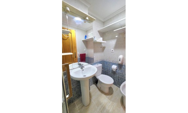 Sale - Apartment / flat -
Torrevieja - Estacion de autobuses