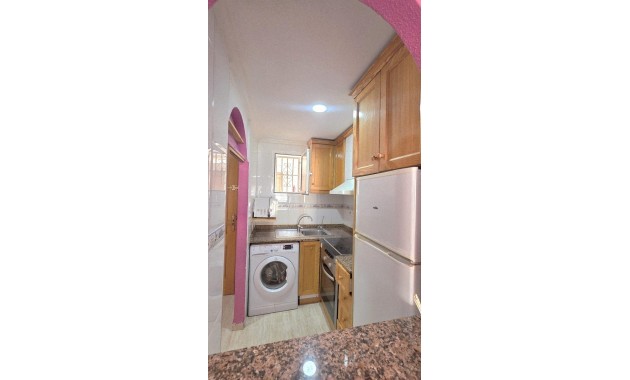 Sale - Apartment / flat -
Torrevieja - Estacion de autobuses