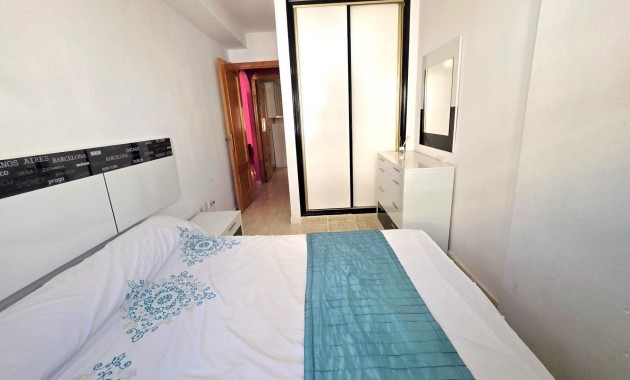Sale - Apartment / flat -
Torrevieja - Estacion de autobuses