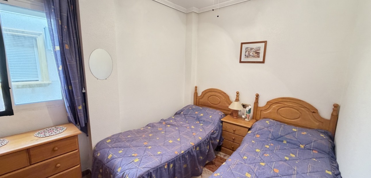 Sale - Apartment / flat -
Orihuela Costa - Villamartin