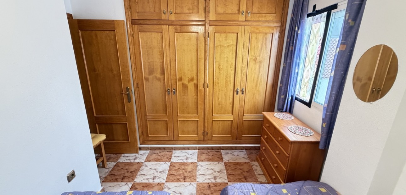 Sale - Apartment / flat -
Orihuela Costa - Villamartin