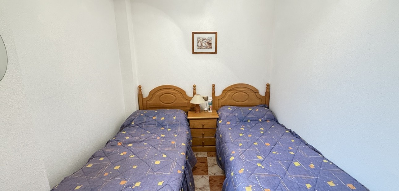 Sale - Apartment / flat -
Orihuela Costa - Villamartin