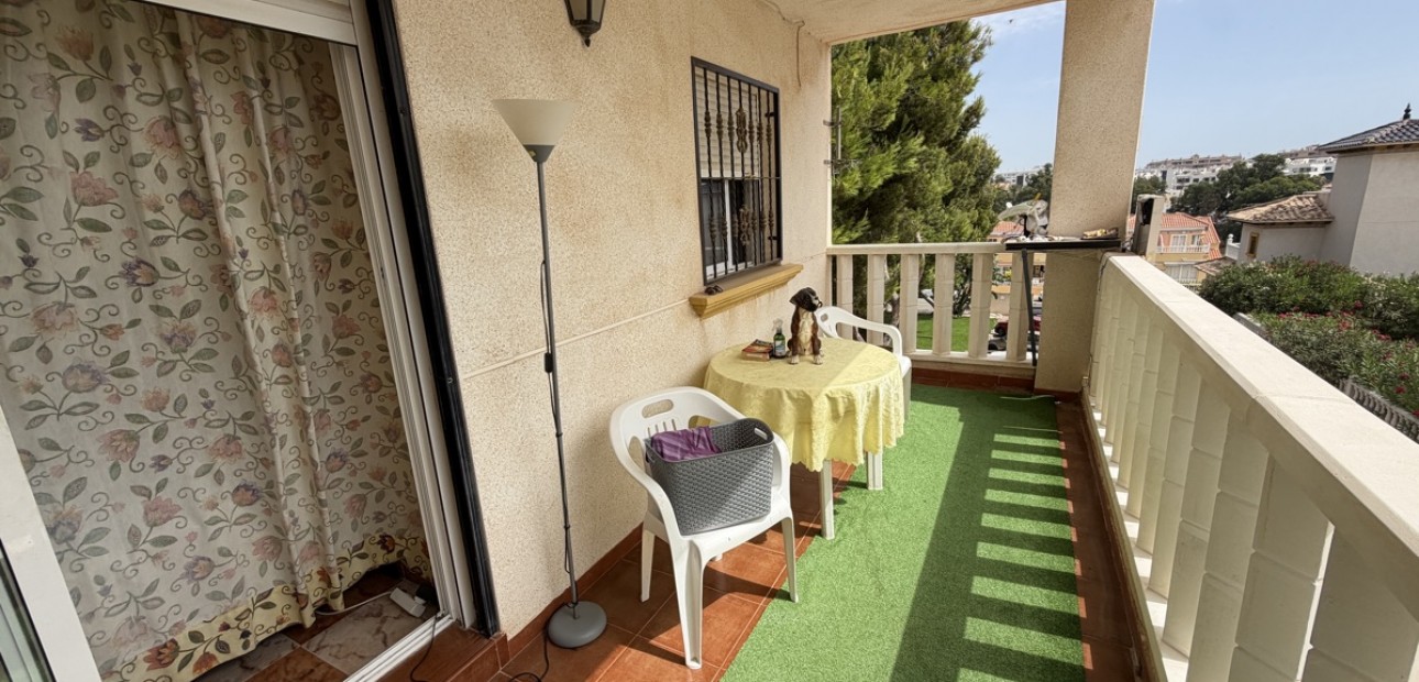 Sale - Apartment / flat -
Orihuela Costa - Villamartin
