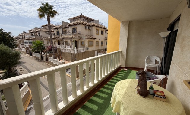 Sale - Apartment / flat -
Orihuela Costa - Villamartin