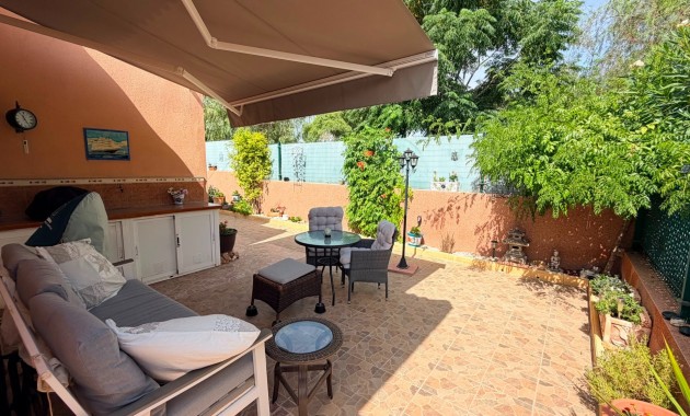 Sale - Detached Villa -
Los Montesinos - La Herrada