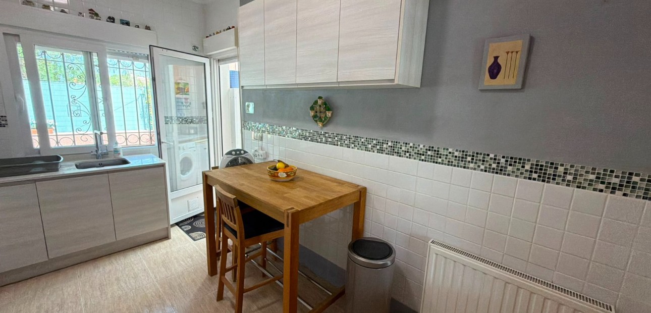 Sale - Detached Villa -
Los Montesinos - La Herrada