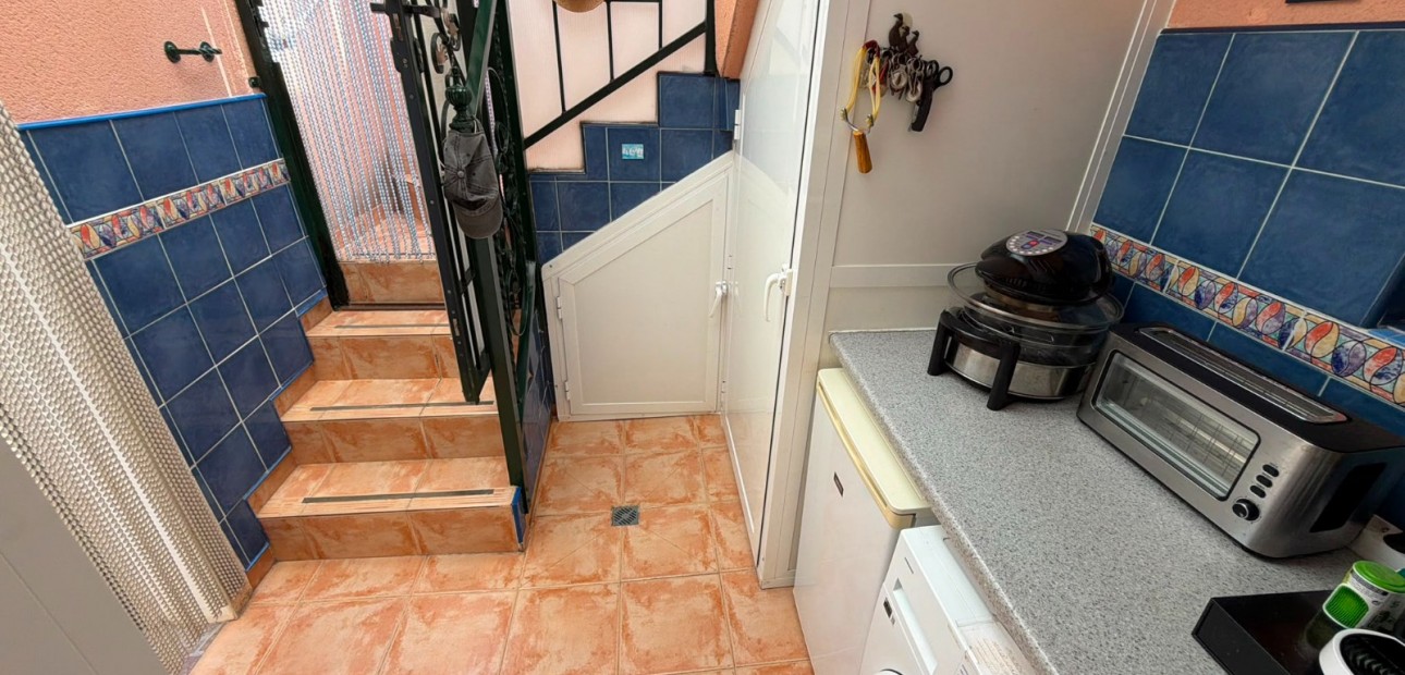Sale - Detached Villa -
Los Montesinos - La Herrada