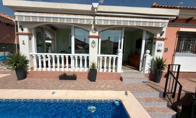 Sale - Detached Villa -
Los Montesinos - La Herrada