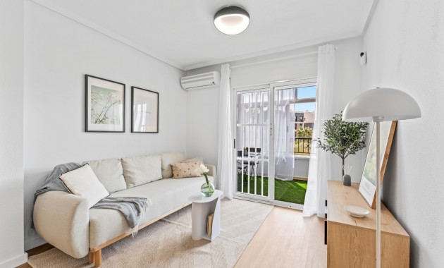 Sale - Apartment / flat -
Orihuela Costa - Playa Flamenca