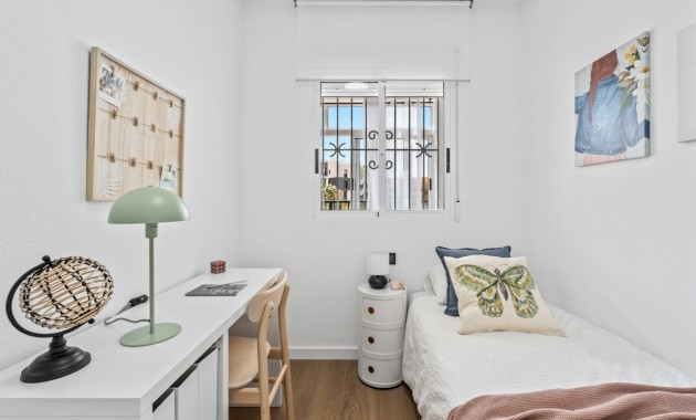 Sale - Apartment / flat -
Orihuela Costa - Playa Flamenca