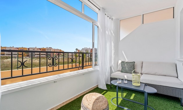 Sale - Apartment / flat -
Orihuela Costa - Playa Flamenca