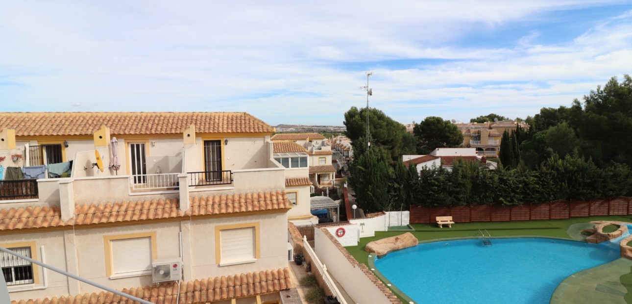 Sale - Townhouse -
Algorfa - Montemar