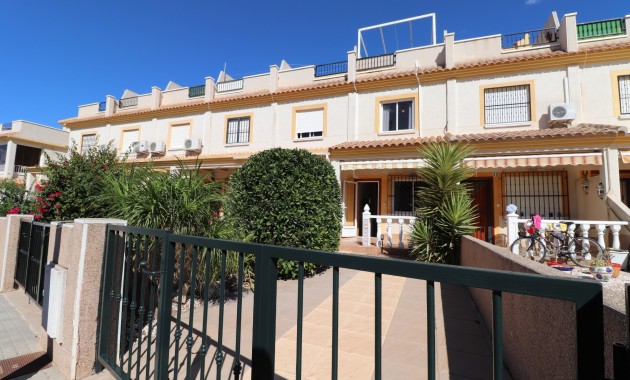 Sale - Townhouse -
Algorfa - Montemar