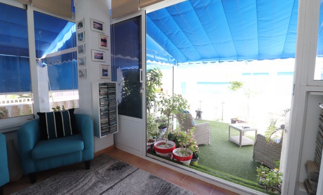 Sale - Detached Villa -
Algorfa - Montebello