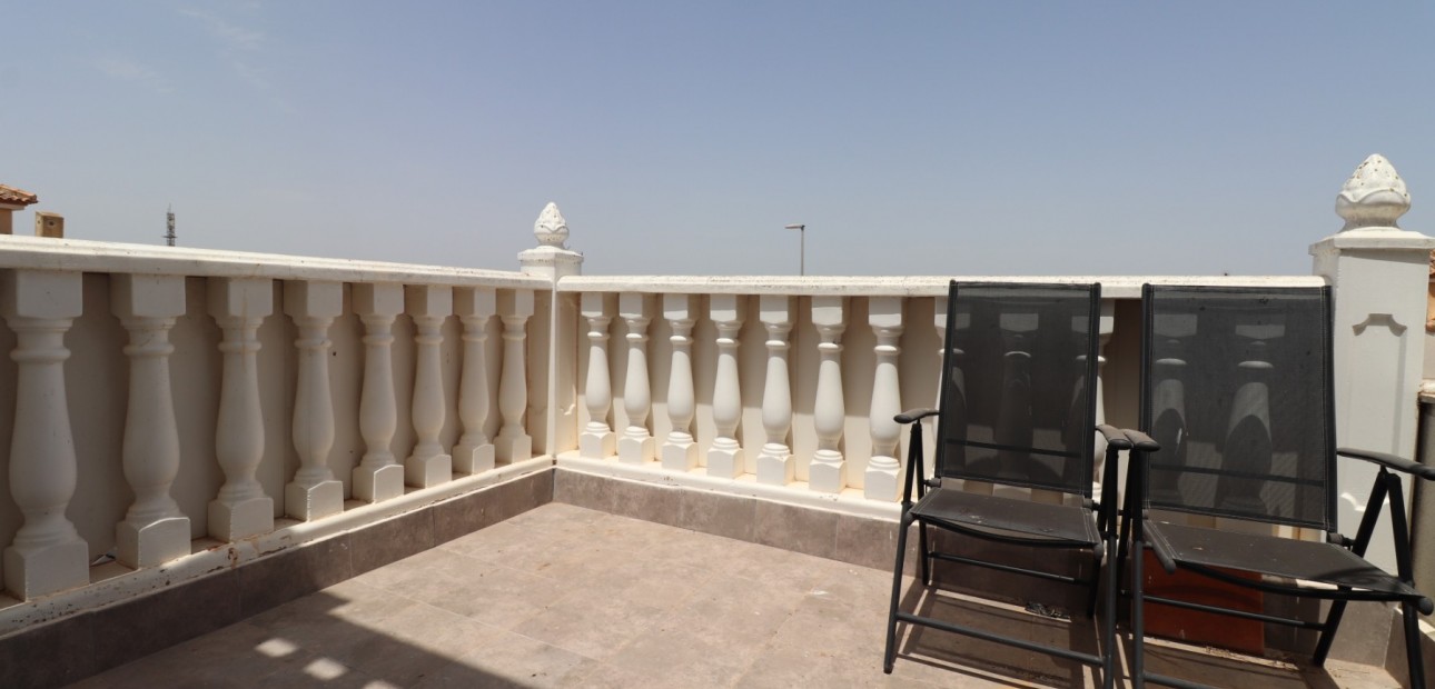 Sale - Detached Villa -
Algorfa - Montebello