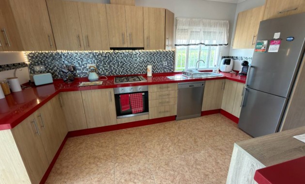 Venta - Villa -
Catral