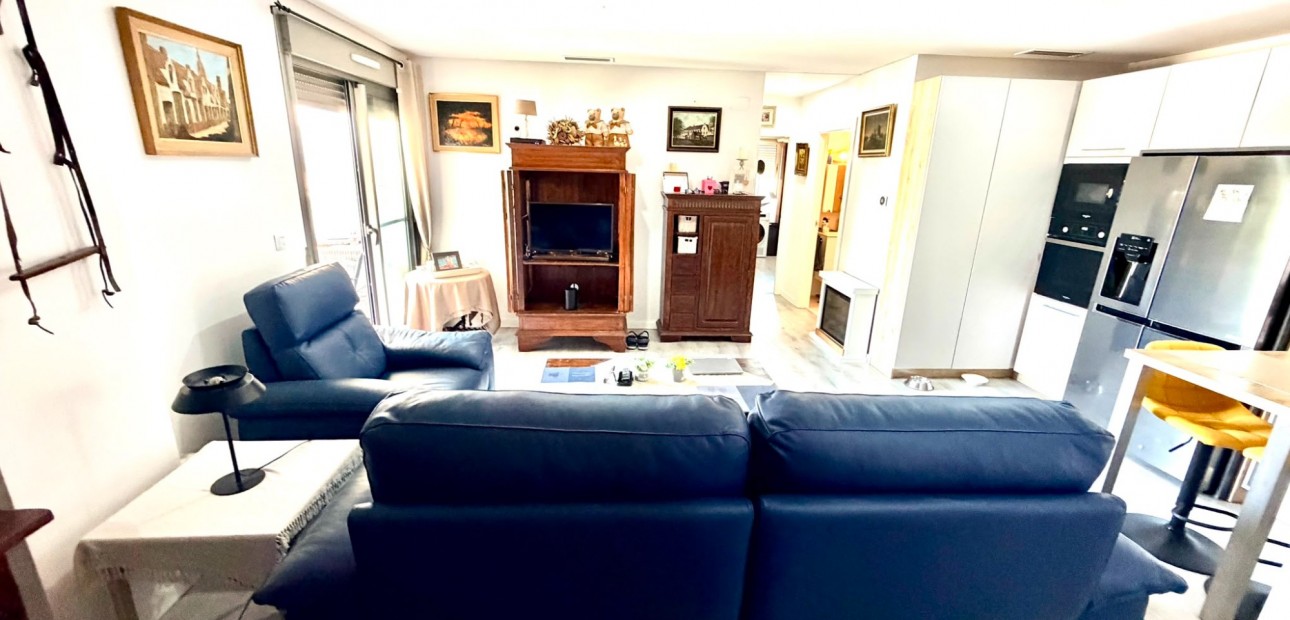 Sale - Apartment / flat -
Orihuela Costa - La Zenia
