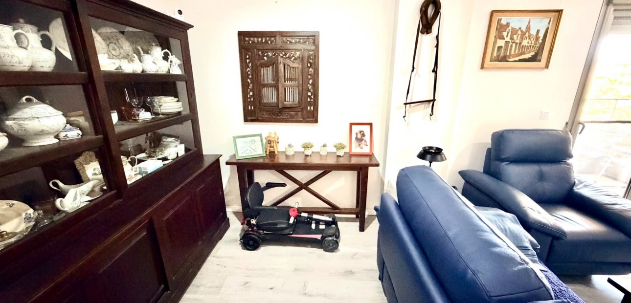 Sale - Apartment / flat -
Orihuela Costa - La Zenia