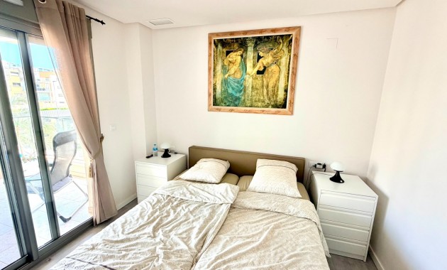 Sale - Apartment / flat -
Orihuela Costa - La Zenia
