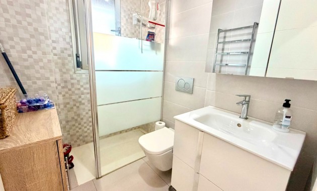 Sale - Apartment / flat -
Orihuela Costa - La Zenia