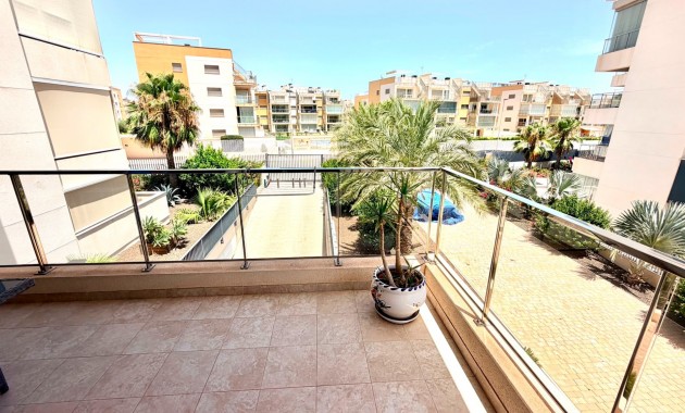 Sale - Apartment / flat -
Orihuela Costa - La Zenia