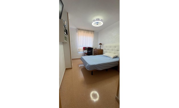 Sale - Apartment / flat -
Guardamar del Segura - Pueblo