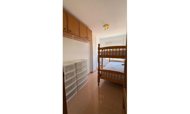 Sale - Apartment / flat -
Guardamar del Segura - Pueblo
