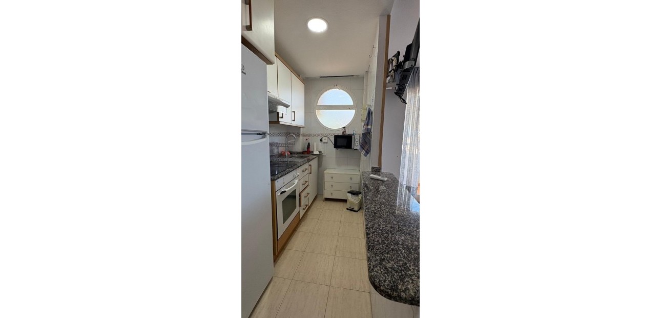 Sale - Apartment / flat -
Guardamar del Segura - Pueblo